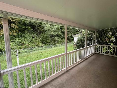 1726 Flaggy Meadow Road Mannington WV 26582