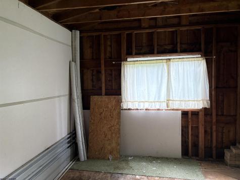 1726 Flaggy Meadow Road Mannington WV 26582
