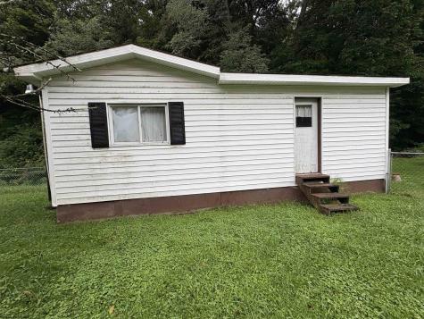1726 Flaggy Meadow Road Mannington WV 26582