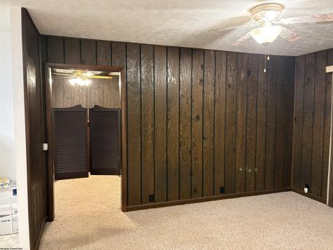 1726 Flaggy Meadow Road Mannington WV 26582
