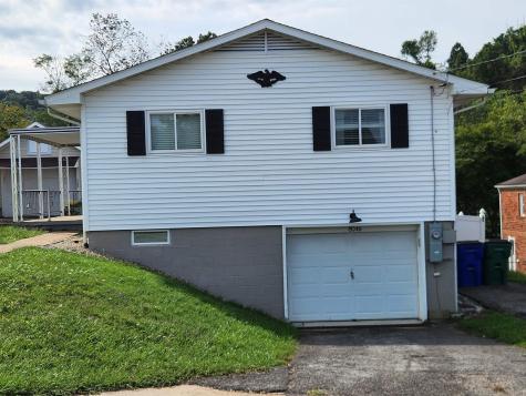 8046 Kidd Avenue Stonewood WV 26301