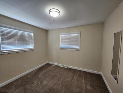 8046 Kidd Avenue Stonewood WV 26301
