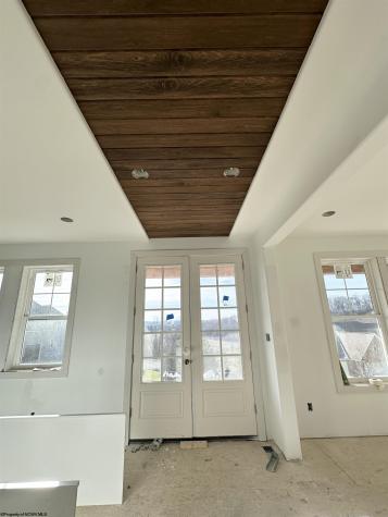 102 Iris Lane Morgantown WV 26501