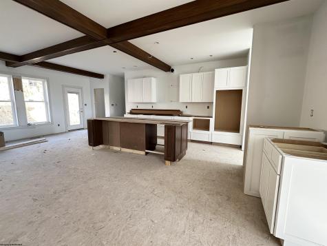 102 Iris Lane Morgantown WV 26501