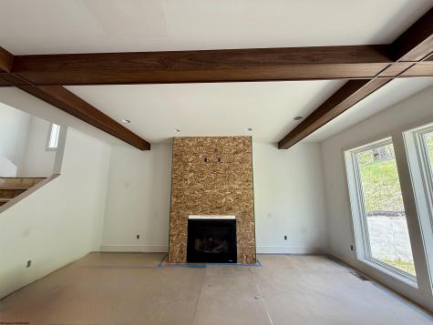 102 Iris Lane Morgantown WV 26501