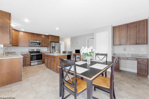 229 Santorini Avenue Morgantown WV 26508