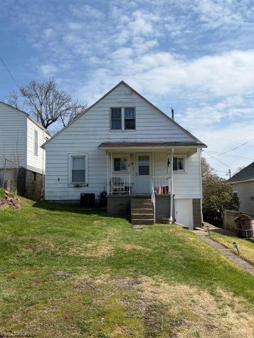 317 Indiana Avenue Clarksburg WV 26301