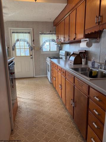 317 Indiana Avenue Clarksburg WV 26301