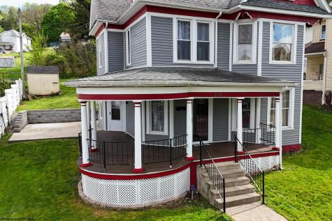 314 Dewey Avenue Grafton WV 26354