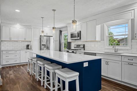 17 Greentree Drive Morgantown WV 26508