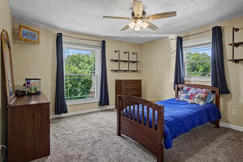 17 Greentree Drive Morgantown WV 26508