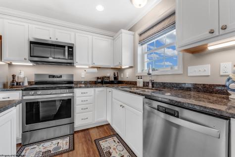 80 Charolais Circle Fairmont WV 26554