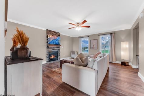 80 Charolais Circle Fairmont WV 26554