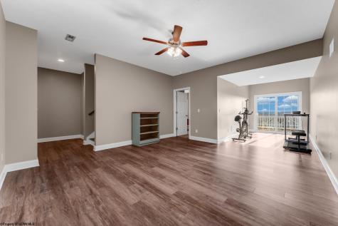 80 Charolais Circle Fairmont WV 26554