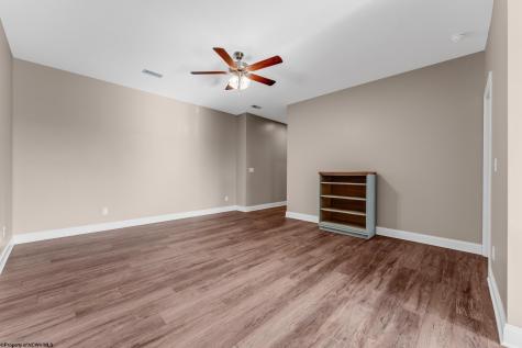 80 Charolais Circle Fairmont WV 26554