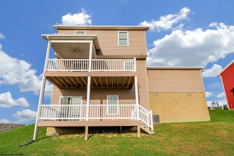 80 Charolais Circle Fairmont WV 26554