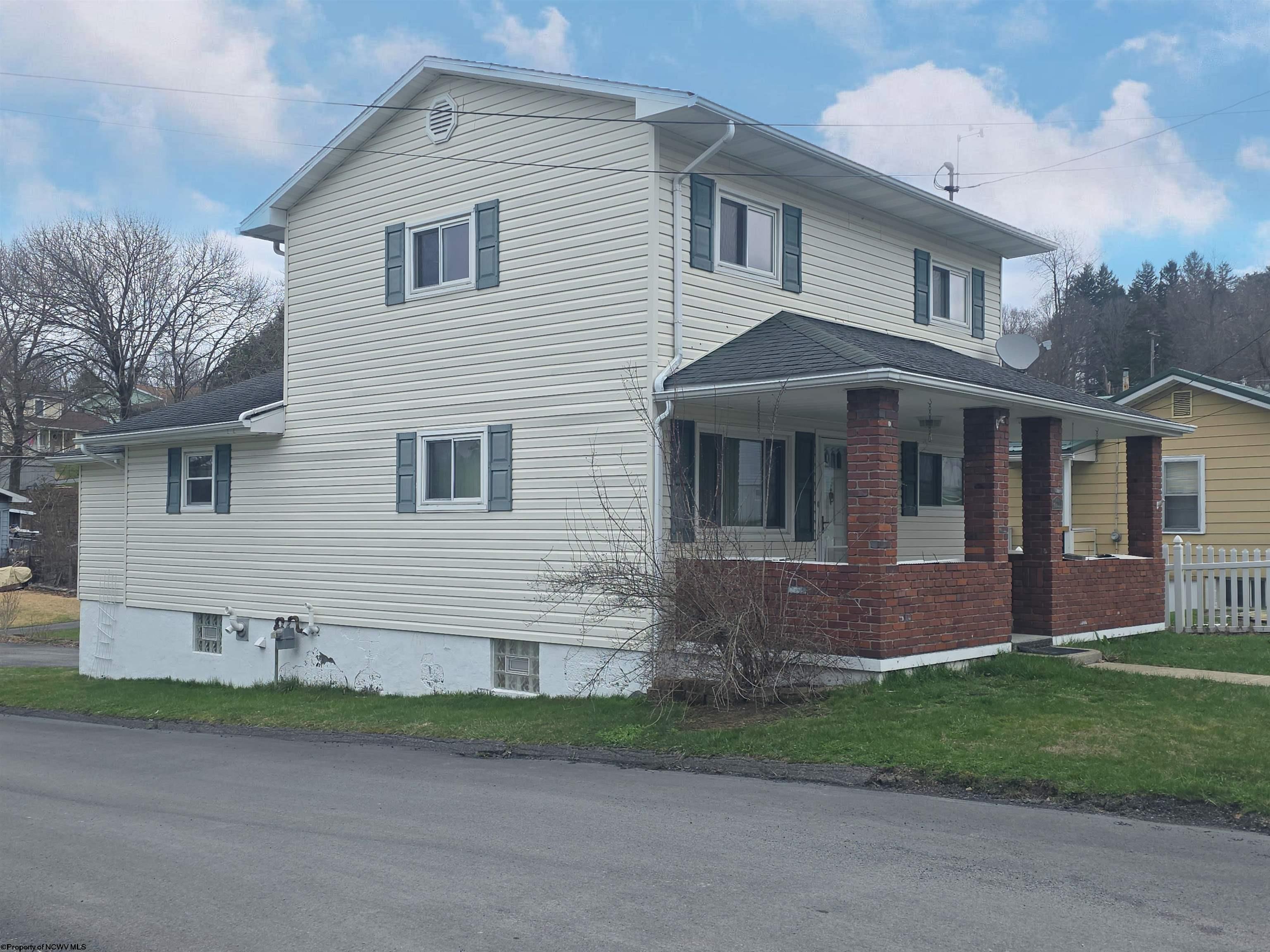 103 Williams Avenue Kingwood WV 26537