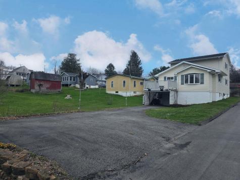 103 Williams Avenue Kingwood WV 26537