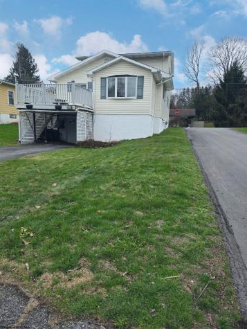 103 Williams Avenue Kingwood WV 26537