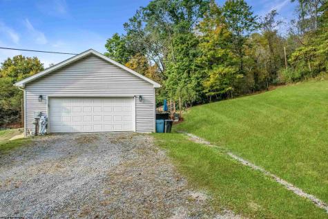 239 Smithtown Road Morgantown WV 26508