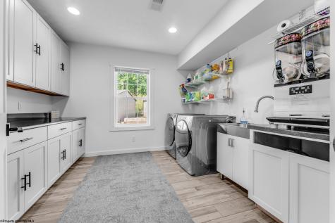 1208 Hagans Road Maidsville WV 26541