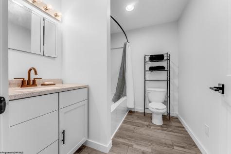 1208 Hagans Road Maidsville WV 26541