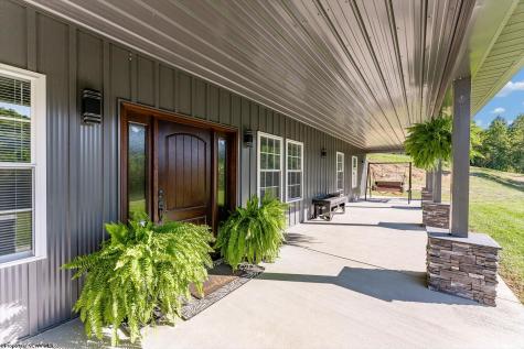 1208 Hagans Road Maidsville WV 26541