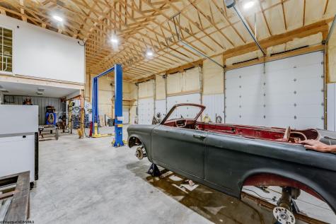 1208 Hagans Road Maidsville WV 26541