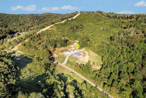 1208 Hagans Road Maidsville WV 26541