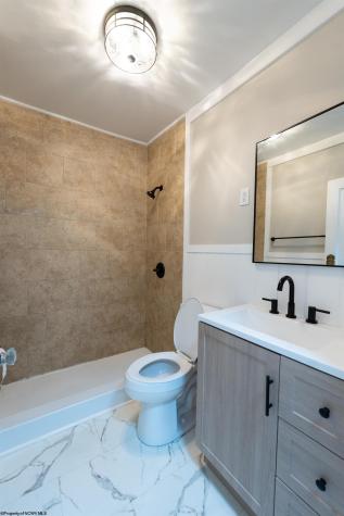 615 Fleming Place Fairmont WV 26554