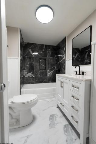 615 Fleming Place Fairmont WV 26554