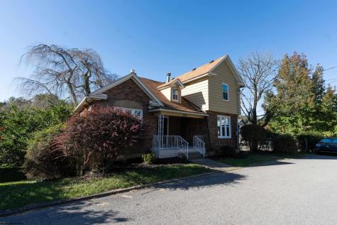 615 Fleming Place Fairmont WV 26554