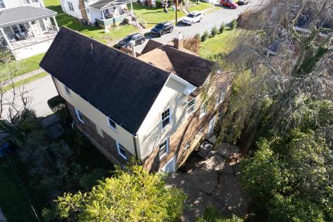 615 Fleming Place Fairmont WV 26554