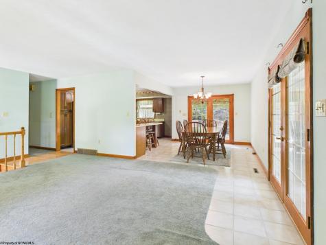 152 Hilltop Drive Philippi WV 26416