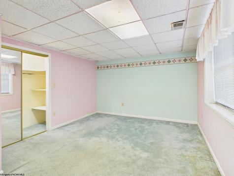 152 Hilltop Drive Philippi WV 26416