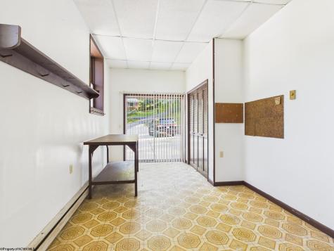 152 Hilltop Drive Philippi WV 26416