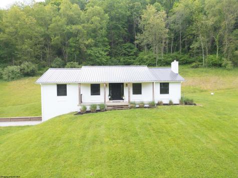 5142 Jesse Run Road Jane Lew WV 26378