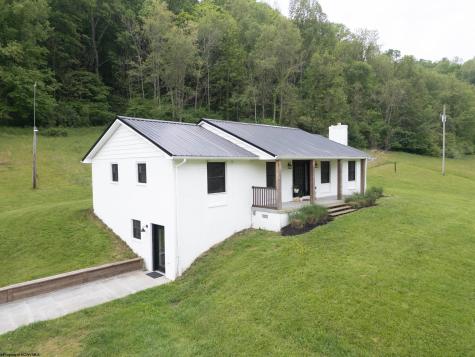 5142 Jesse Run Road Jane Lew WV 26378