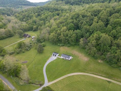 5142 Jesse Run Road Jane Lew WV 26378