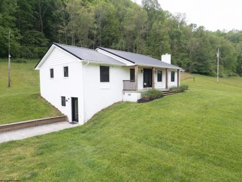 5142 Jesse Run Road Jane Lew WV 26378