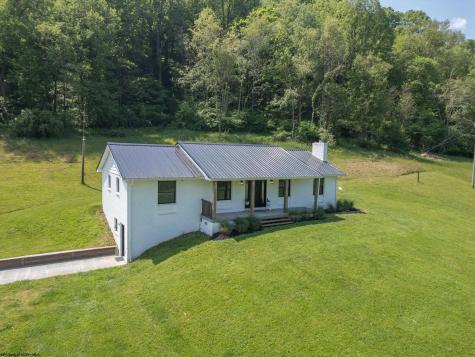 5142 Jesse Run Road Jane Lew WV 26378