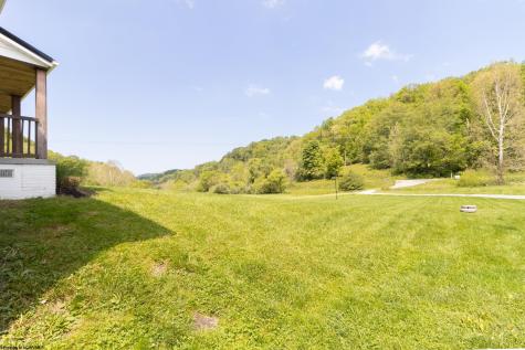 5142 Jesse Run Road Jane Lew WV 26378