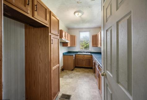 106 E Main Street Buckhannon WV 26201