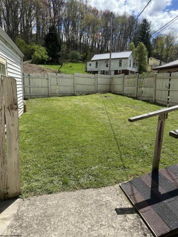 650 Locust Avenue Weston WV 26452