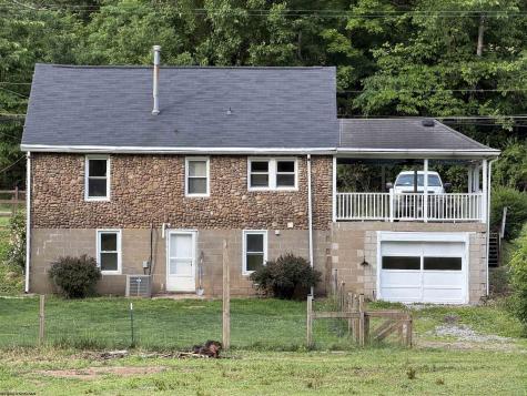 813 New Geneva Road Point Marion PA 15474