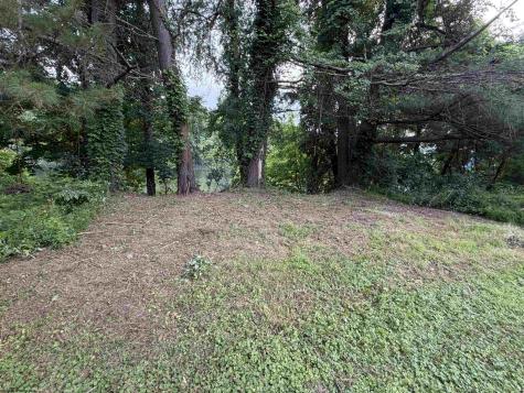 813 New Geneva Road Point Marion PA 15474