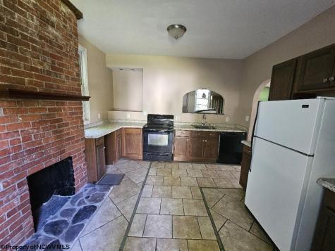 498 Gay Street Grafton WV 26345