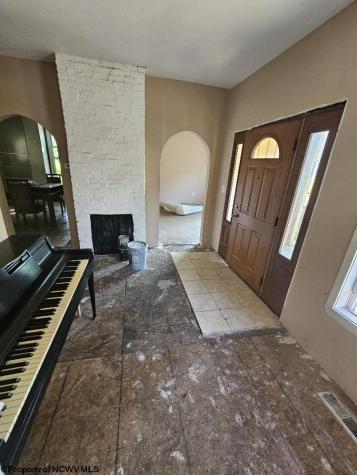 498 Gay Street Grafton WV 26345