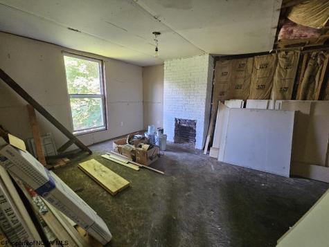 498 Gay Street Grafton WV 26345