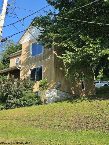 498 Gay Street Grafton WV 26345